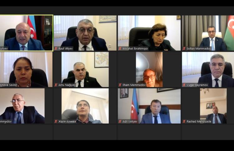 Milli Məclisin Əmək və sosial siyasət komitəsinin onlayn iclası keçirilib 