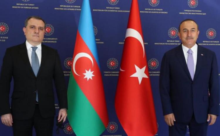 Ceyhun Bayramovun Türkiyə Respublikasının xarici işlər naziri Mevlüt Çavuşoğlu ilə telefon danışığı olub 