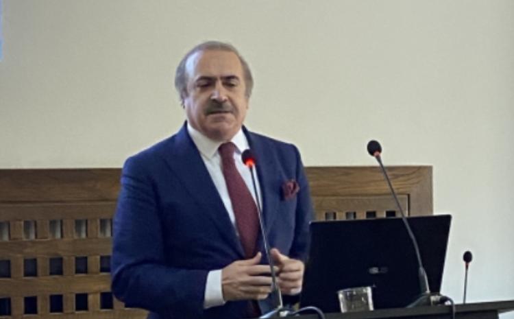 Rafael Hüseynov Türkiyədə Hüseyn Cavidə həsr olunmuş beynəlxalq simpoziumda məruzə ilə çıxış edib 