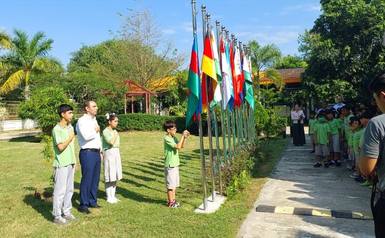 Myanmar paytaxtında Azərbaycan bayrağı ucaldılıb 