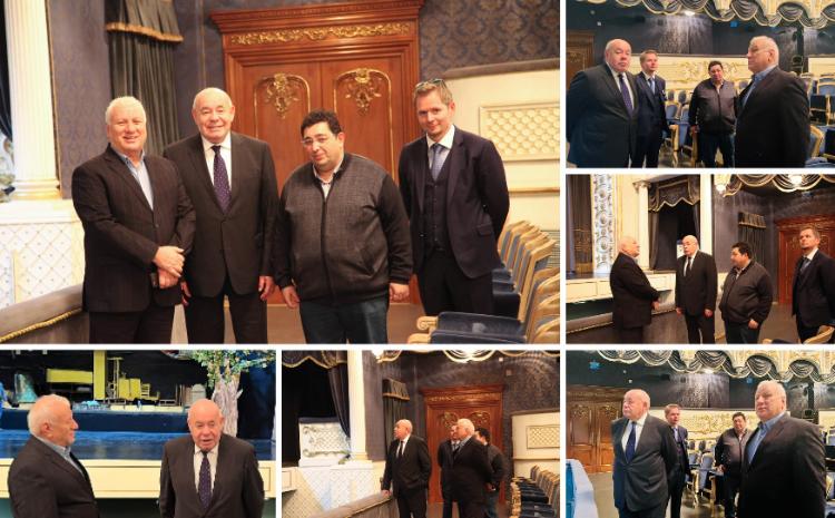 Putinin beynəlxalq mədəni əlaqələr üzrə xüsusi nümayəndəsi Akademik Musiqili Teatrda 