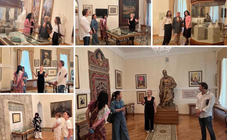 Xarici ölkələrin Konstitusiya məhkəmələrinin nümayəndə heyəti Ədəbiyyat Muzeyində olub 
