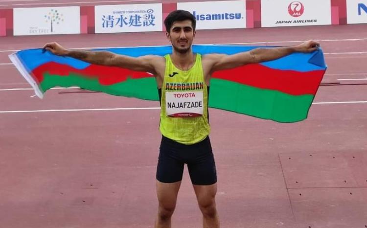 Səid Nəcəfzadə dünya çempionatının bürünc medalını qazandı 
