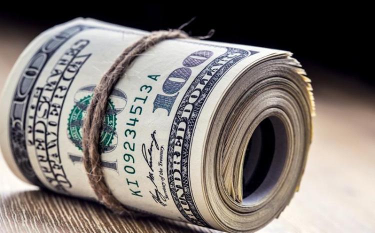 Neft Fondunun dollar satışı 3,5 dəfə azalıb 
