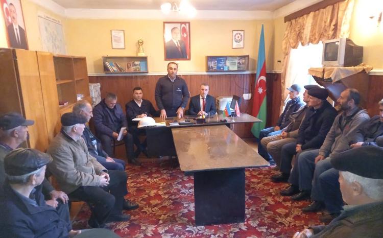 Mucuq kəndinin sakinləri həftənin ilk "Açıq mikrofon" aksiyasında 