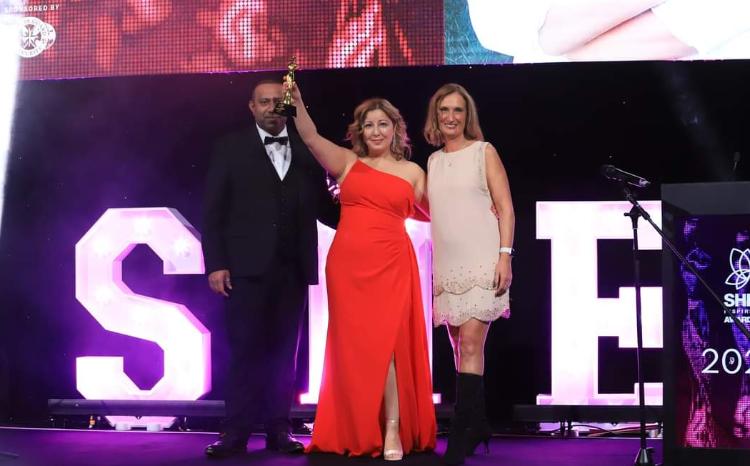 Britaniya SHEINSPIRES FONDUNDAN Türk müəlliminə mükafat 