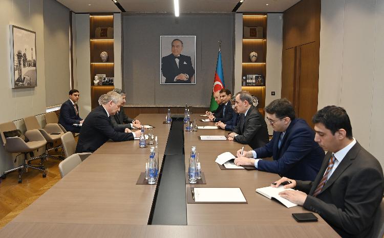 Ceyhun Bayramov Avrasiya Patent İdarəsinin prezidentini qəbul edib 