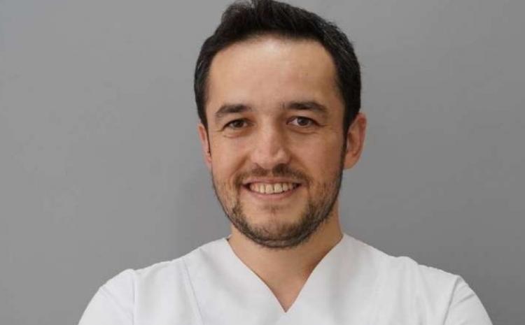 Peşəkar dentist Emrah Aydoğdu sağlamlıq turizmi sahəsində gördüyü işlərlə ön plana çıxdı 