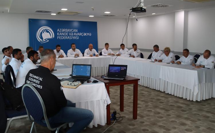 Avarçəkmənin kayak və kanoe növü üzrə məşqçilər üçün seminar keçirilir 