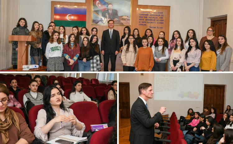 ADPU tələbələri üçün IB təlimləri davam edir 