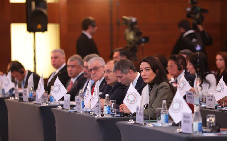 Ombudsman “Qayıdış hüququ - Ermənistandan zorla çıxarılan azərbaycanlılar üçün ədalətin təmin edilməsi” konfransda iştirak edib 