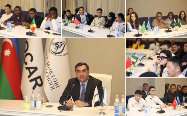 Elmar Gasimov meets with foreign students 