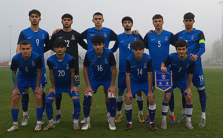 U-19 Qəbələdə ikinci oyununu keçirdi 