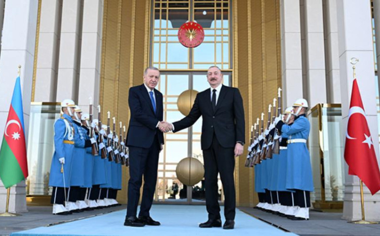 Prezidentlərin təkbətək görüşü başladı Prezidentlərin təkbətək görüşü başladı 