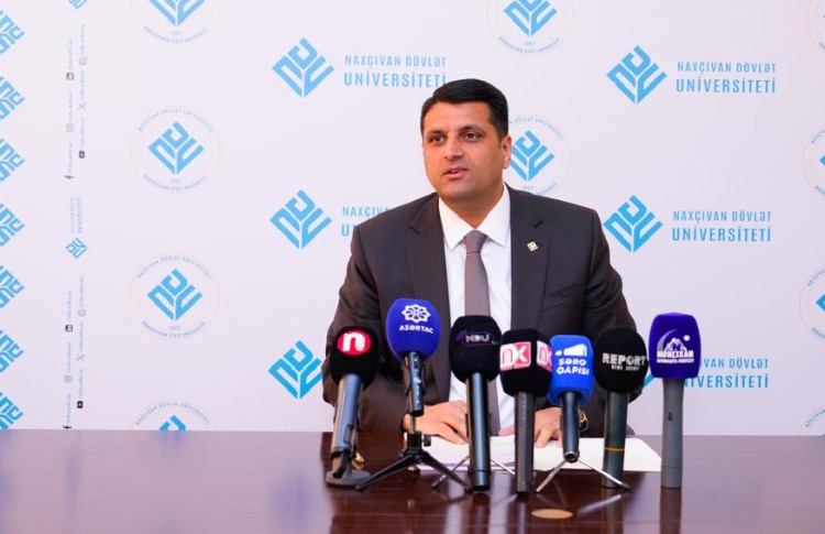 NDU rektoru Elbrus İsayev 2024-cü ilin yekunları və 2025-ci il prioritetləri ilə bağlı brifinq keçirdi 