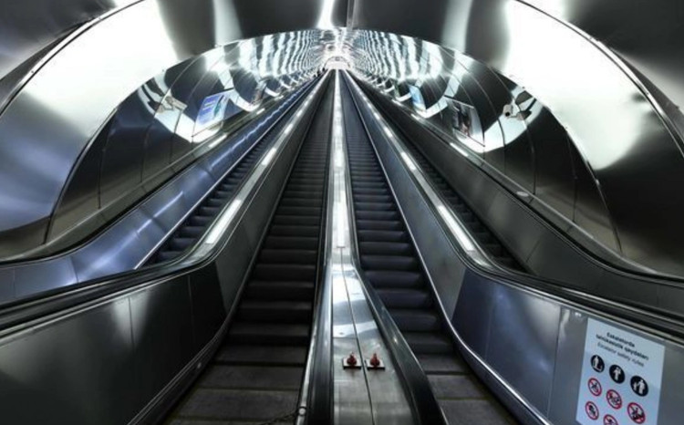 Bakı Metropolitenində Eskalator Dayanmaları Artıb - Sərnişinlərə Xəbərdarlıq!