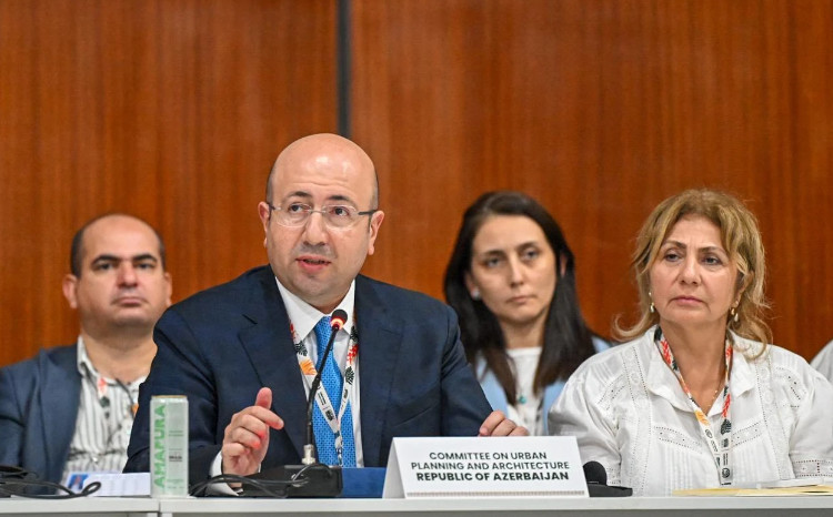 Анар Гулиев принял участие в высокоуровневой круговой дискуссии на тему «Неформальная урбанизация, преобразование территорий и жилищное обеспечение» в рамках COP30 