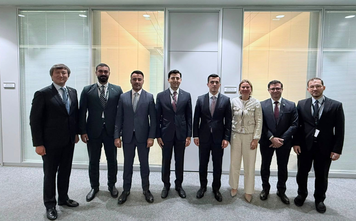 Baku Stock Exchange Management met with the leadership of the Turkic Investment Fund 