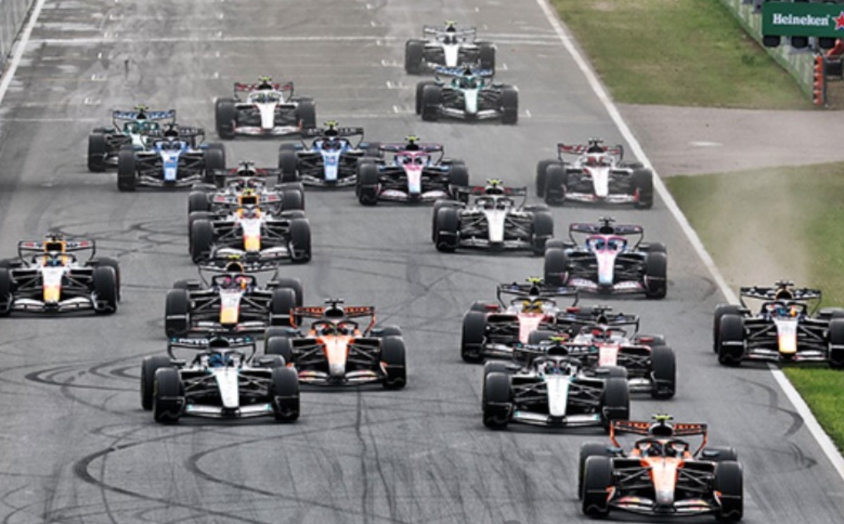 Verstappen vətənində ilk dövrədən yarışdan kənarlaşdı 