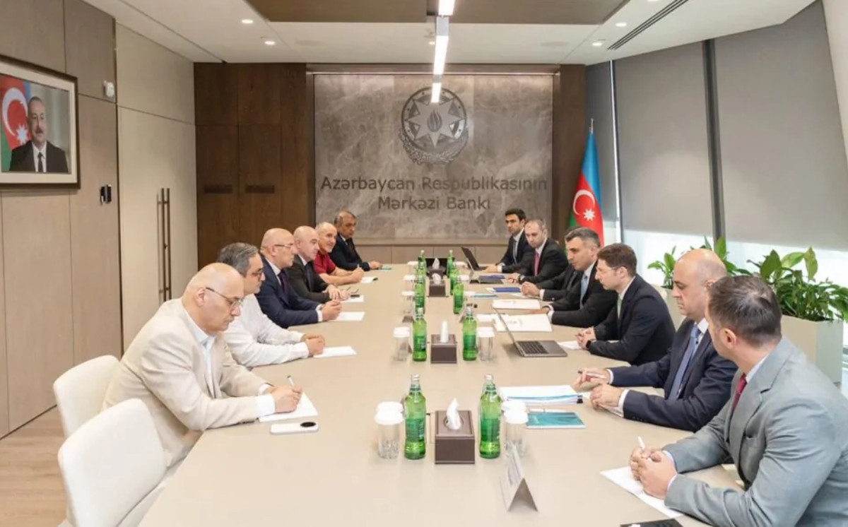 AQC nümayəndəsi Mərkəzi Bankın sədri ilə görüşdə təkliflər verdi 