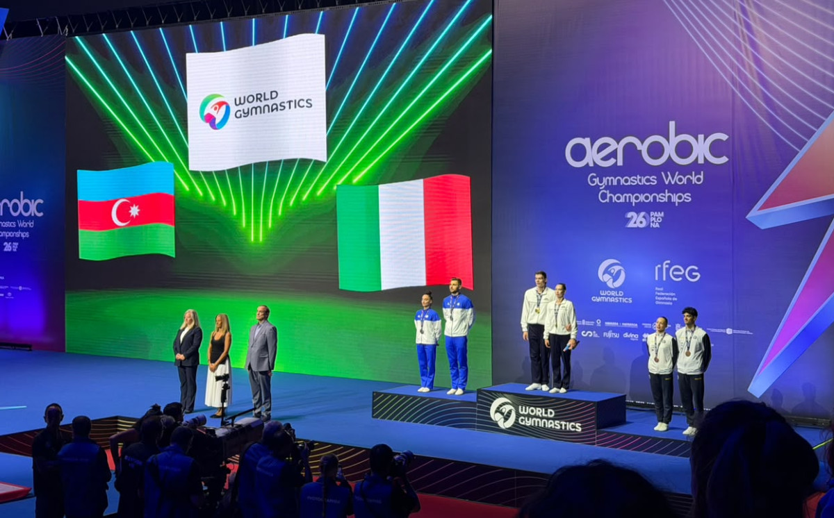 Azərbaycan gimnastları dünya çempionatında gümüş medal qazandılar 