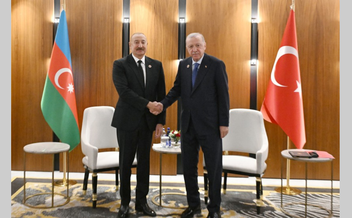 Qırğızıstanda Azərbaycan və Türkiyə prezidentləri görüşdülər 