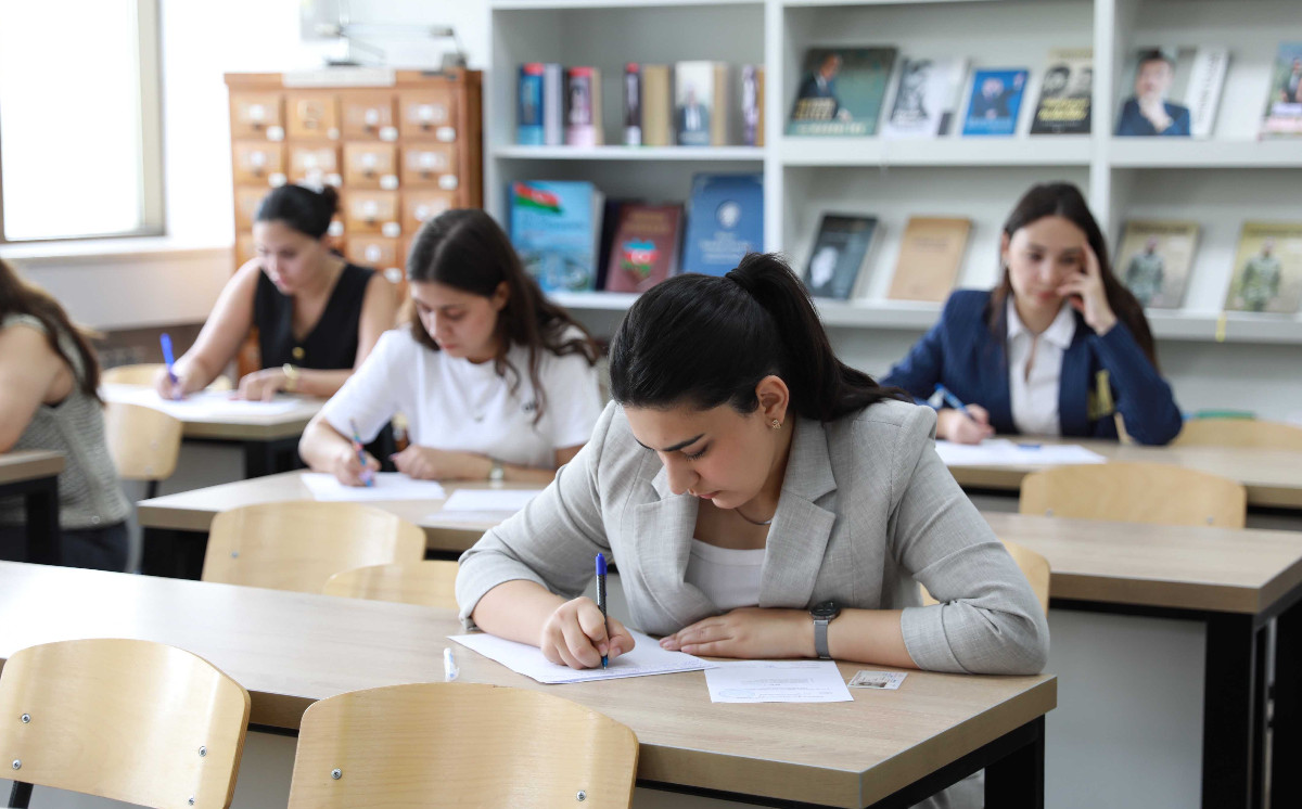 BDU-da “Fəlsəfə” fənni üzrə doktoranturaya qəbul imtahanları keçirilir 